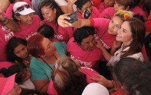 IVONNE CELEBRA DÍA DE LAS MADRES