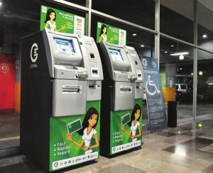 CAJEROS EN ESTACIONAMIENTOS