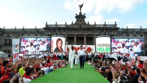 Ivonne Álvarez cierre de campaña