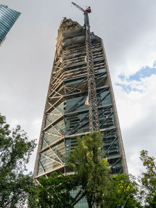 TORRE REFORMA, UN GIGANTE DE CONCRETO