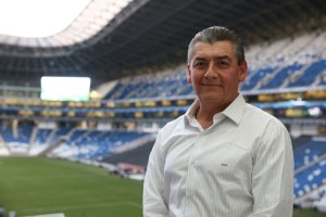 Jose Antonio Fernadez, nuevo estadio rayado