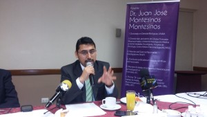 Doctor Juan José Montesinos.