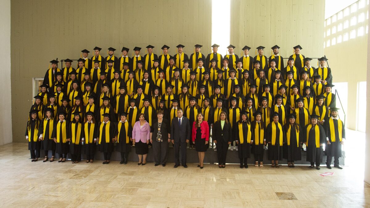 Llegué, abuelos\, image size:1200x675